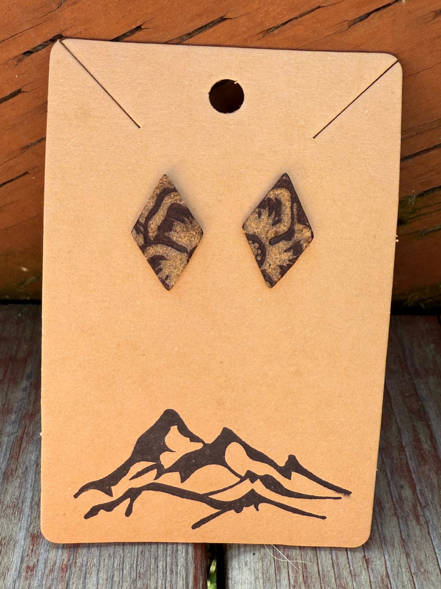 Diamond-Shaped Embossed Leather Earrings