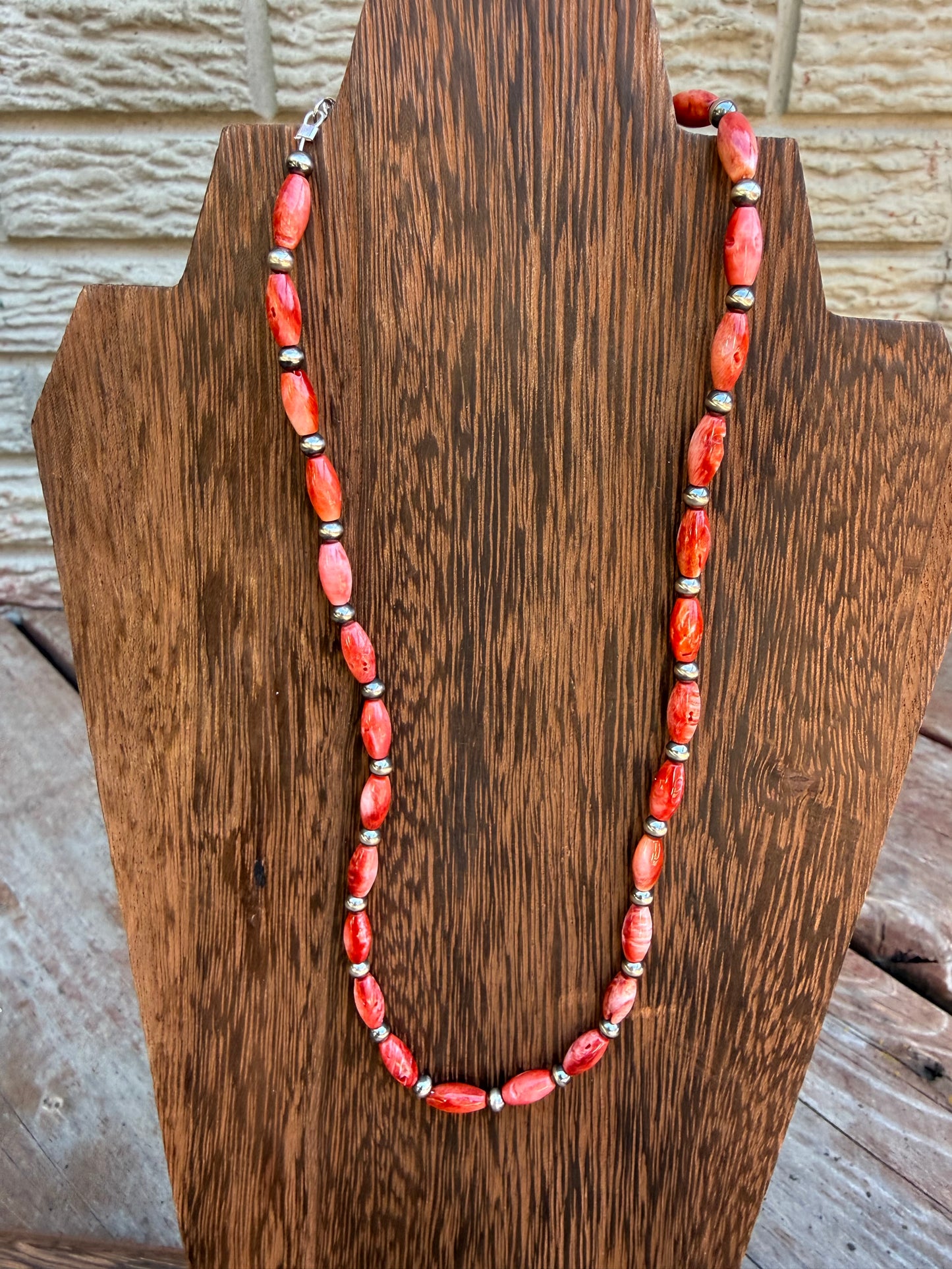 Red Spiny Oyster Rice Bead Pearls Necklace