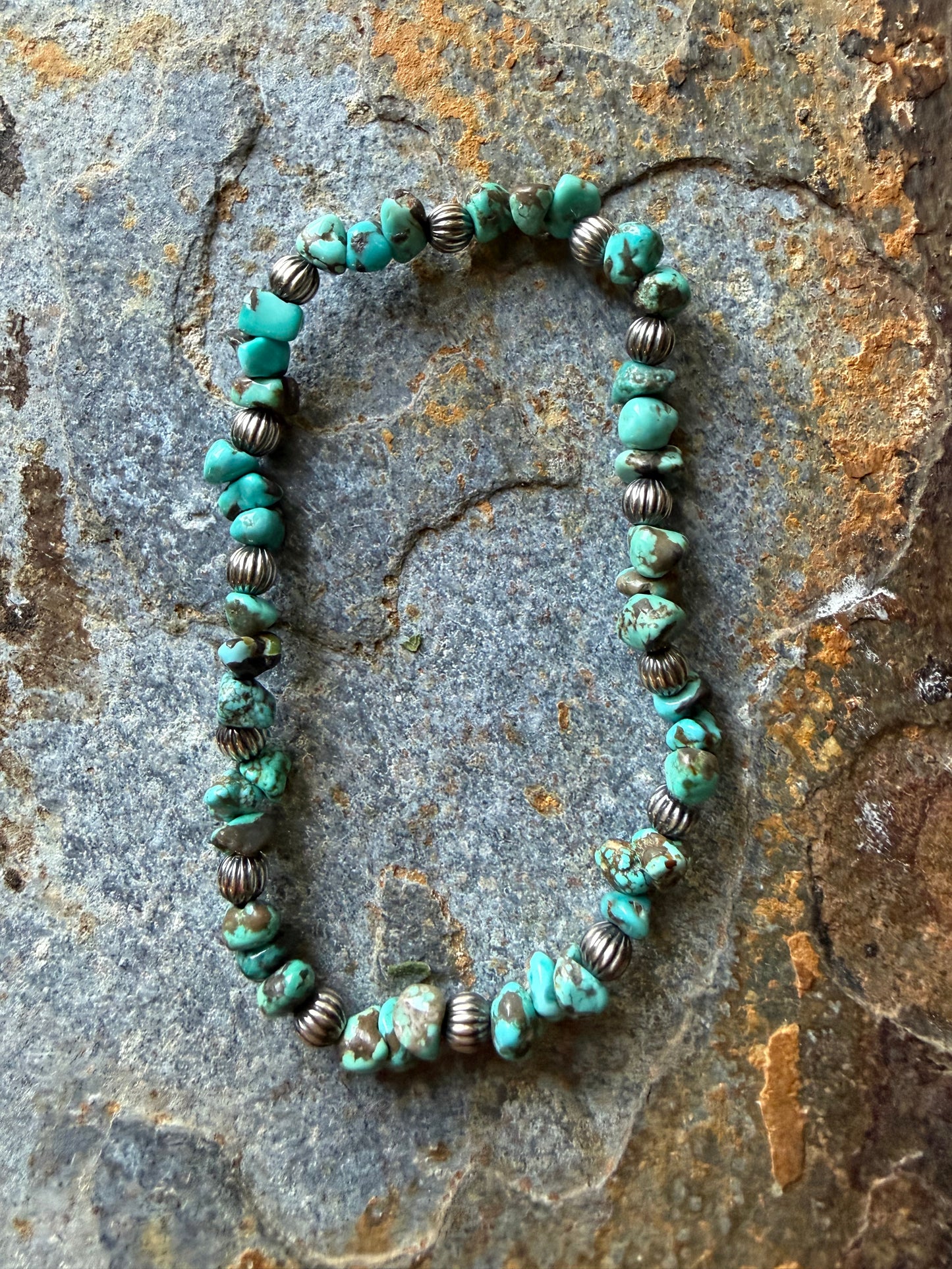 Carico Lake Turquoise Chip Bead Pearl Bracelet
